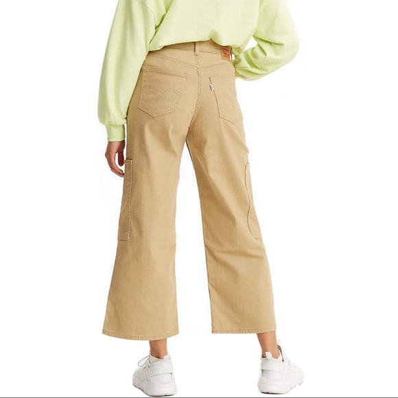 Levi’s Wide Leg Cropped Utility Pants in Incense Sound Khaki Beige NEW - Picture 5 of 6